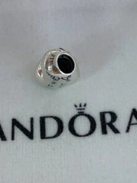 Pandora I Love My Pet Paw Print Heart Charm - Picture 2 of 4